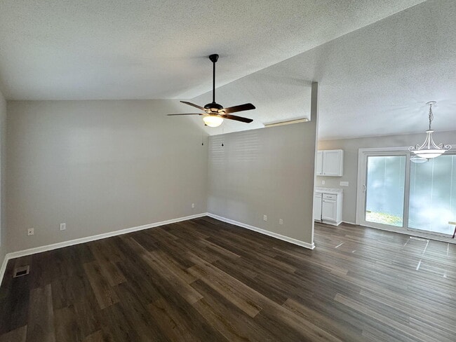 Building Photo - Cozy Three Bedroom Home in Knightdale!