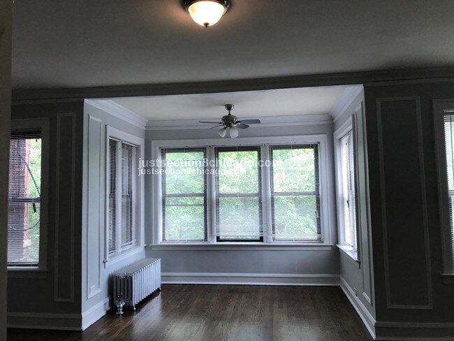Foto del edificio - 7212 S Bennett Ave