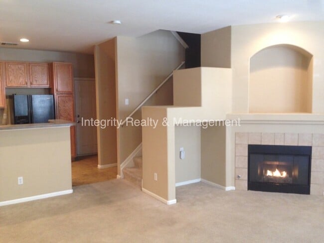 Building Photo - 1381 Royal Troon Dr