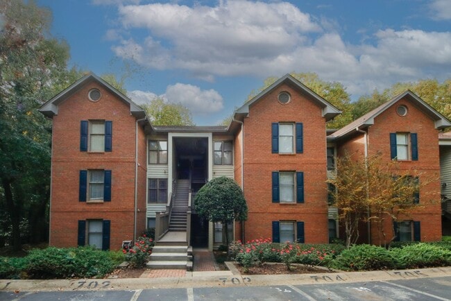 Secluded Community Near The Perimeter Mall - Secluded Community Near The Perimeter Mall Apartment