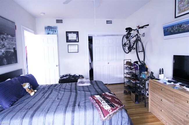 Foto del edificio - 1932 Beacon St