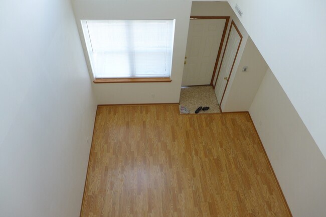 Foto del edificio - 1626 Liberty Cir