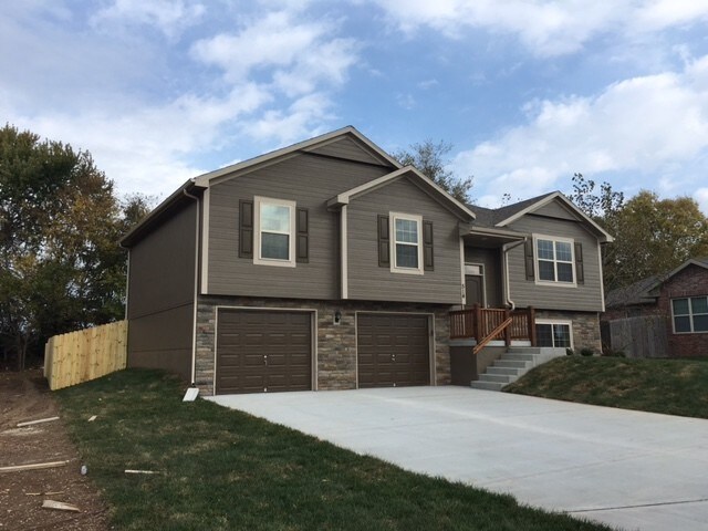 Building Photo - 514 Fall Meadow Ln