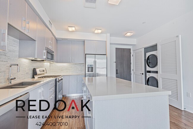 Foto del edificio - 1168 S Barrington Ave