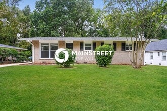 Building Photo - 4808 Thornwood Rd