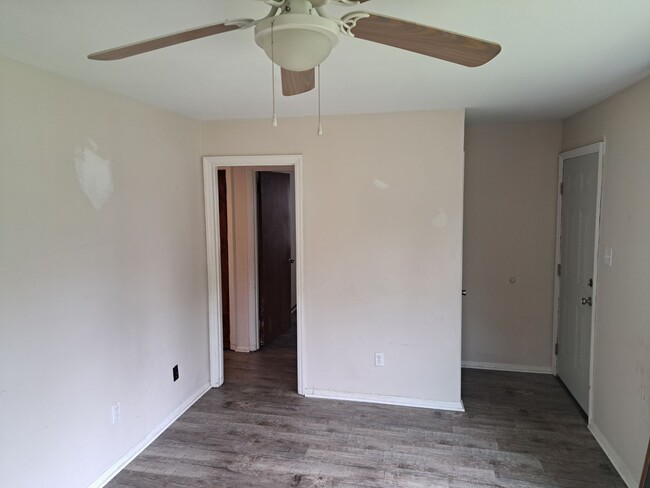 Living Room - 2729 Keith Ave