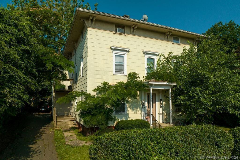 Foto del edificio - 323 Maple St