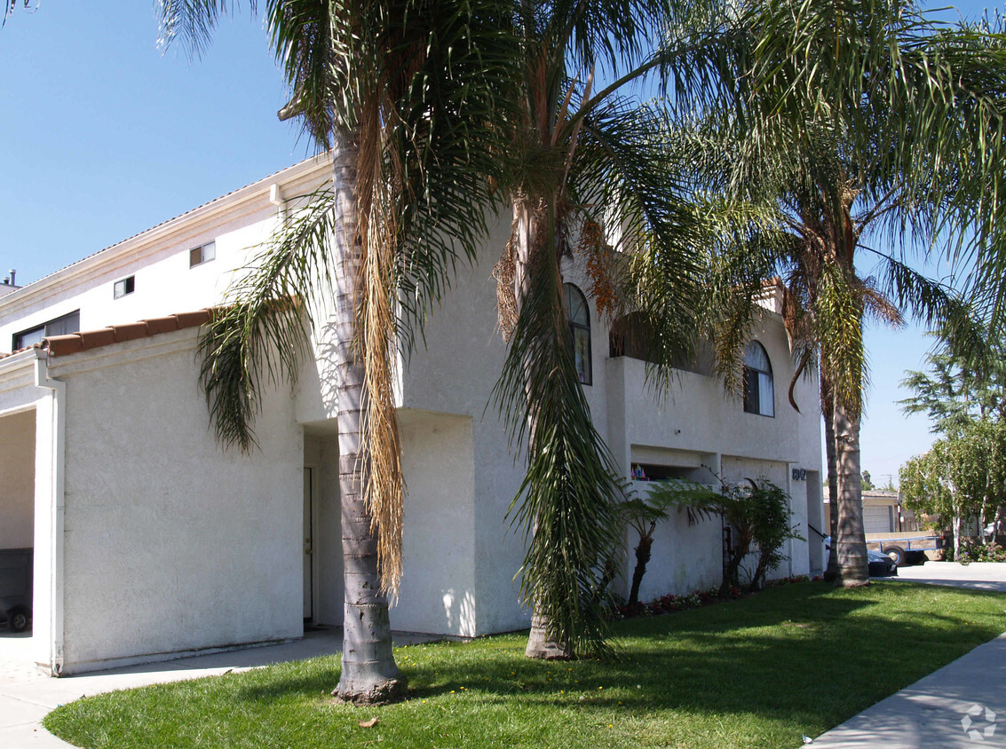 Foto del edificio - Buena Palms Apartments