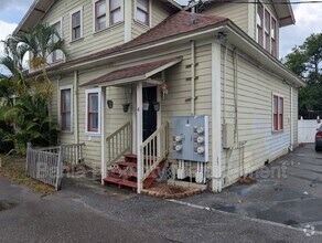 Building Photo - 103 S Westland Ave