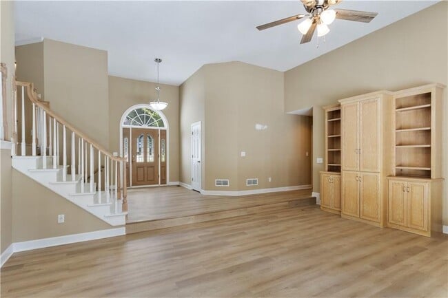 Building Photo - 4565 Ashmore Cir