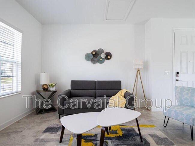 Foto del edificio - 9810 Introduction Way