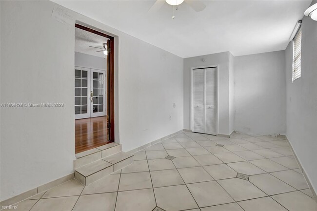 Foto del edificio - 4 br, 3 bath House - 6300 SW 24th St