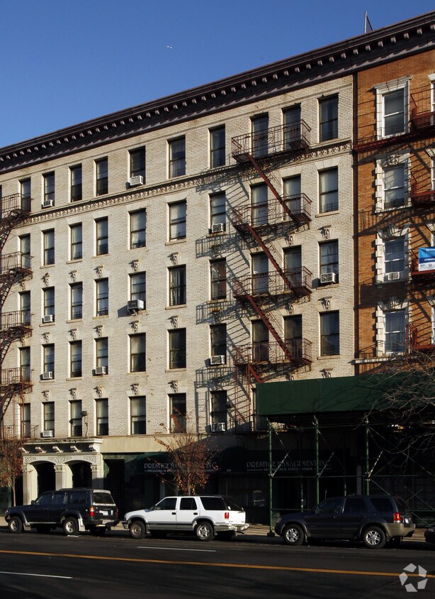 Foto del edificio - 227-229 W 145th St