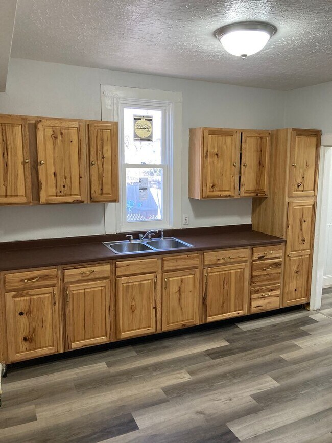 Foto del edificio - 1913 George St