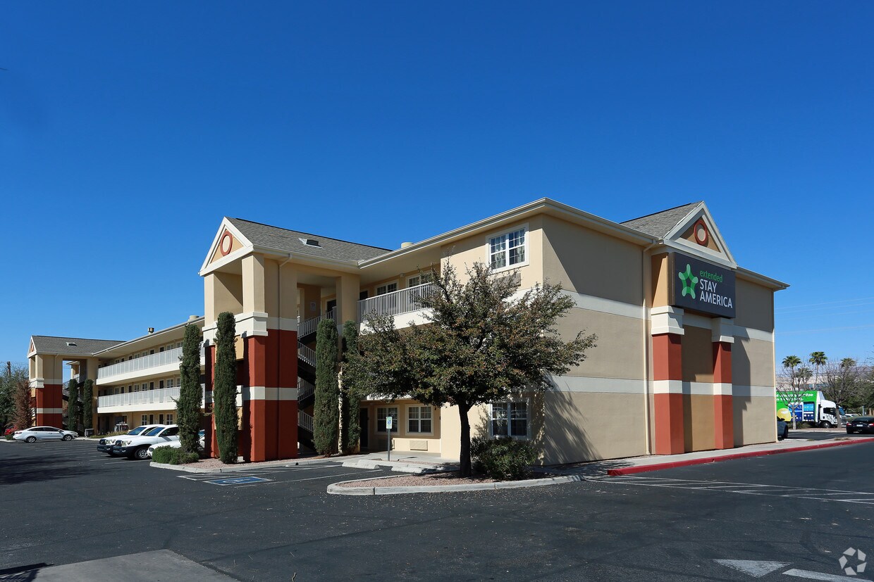 5050 E Grant Rd, Tucson, AZ 85712