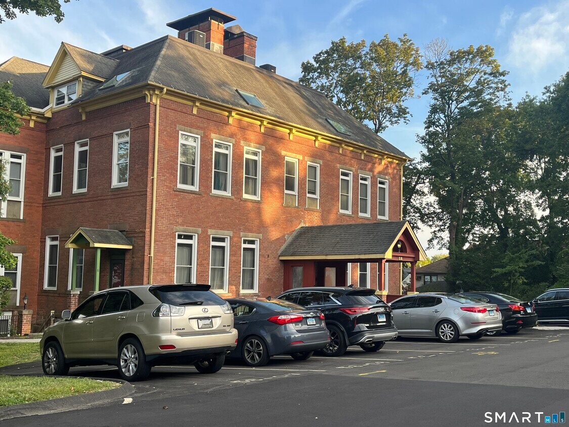 Foto del edificio - 58 Woodley Ct