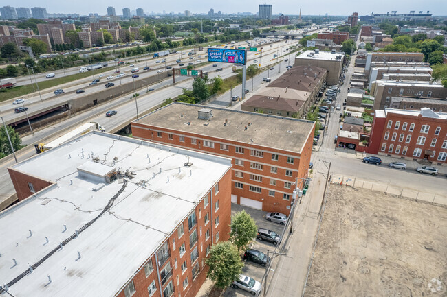 Aerial Photo - 2738 S Wentworth Ave