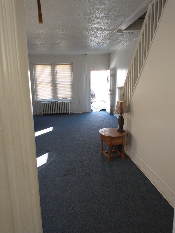 Foto del edificio - 4721 Knorr St