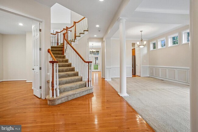 Foto del edificio - 9063 Galvin Ln