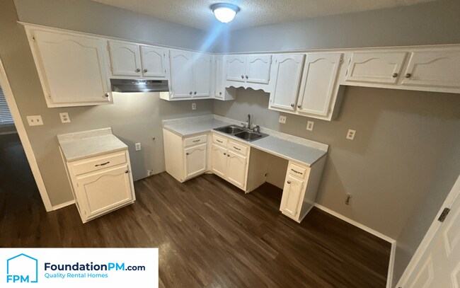 Foto del edificio - 4211 Highgate Dr