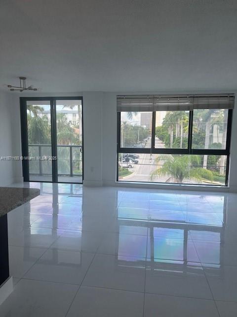 Building Photo - 9800 W Bay Harbor Dr