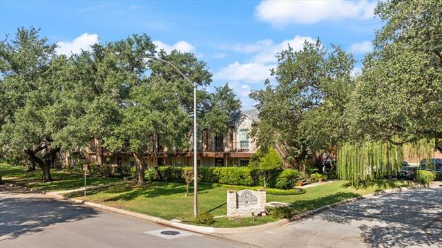 Foto del edificio - 4100 Ridglea Country Club Dr