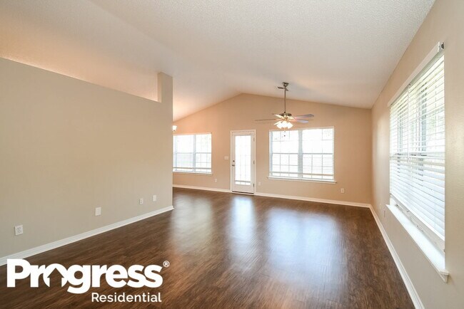 Foto del edificio - 7326 Ironside Ct