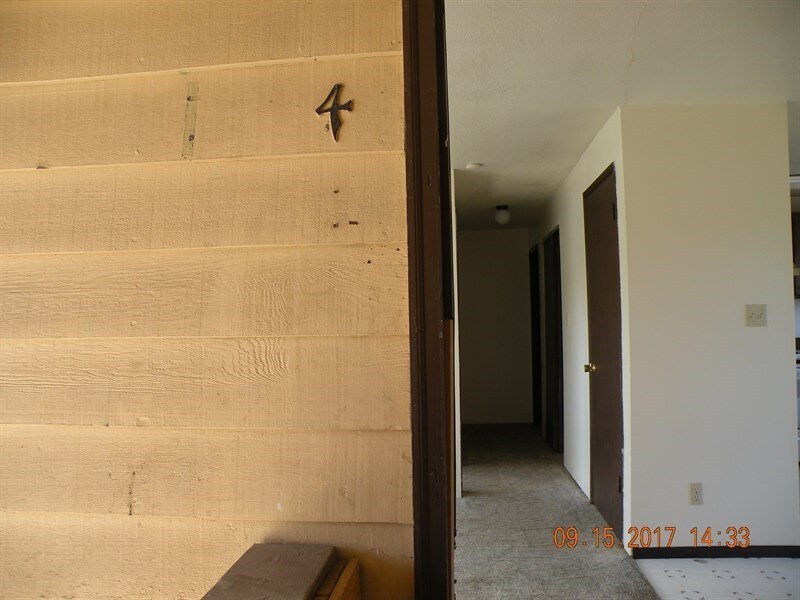 Building Photo - One Bedroom