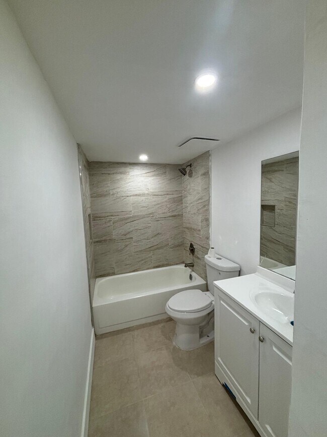 Foto del edificio - 8002 SW 149th Ave