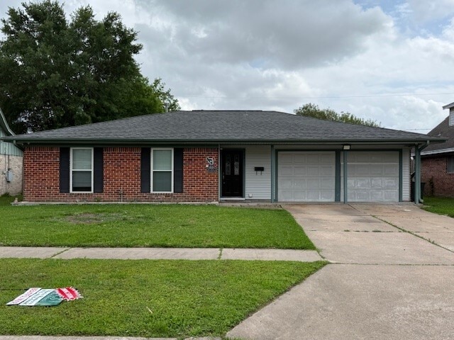 Building Photo - 4810 Crepe Myrtle Ln