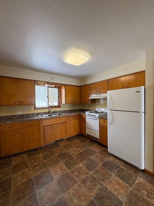 Foto del edificio - 5032 S Main St