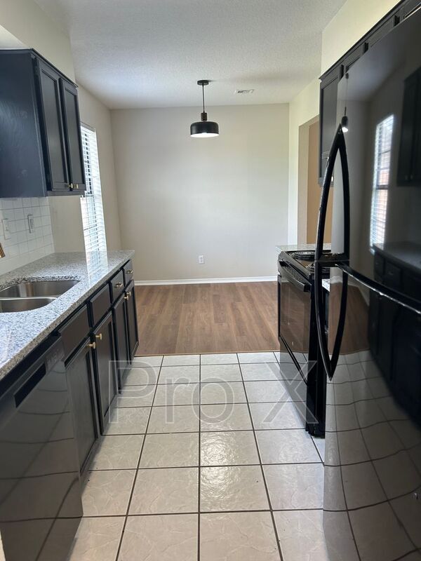 Foto del edificio - 641 1st St