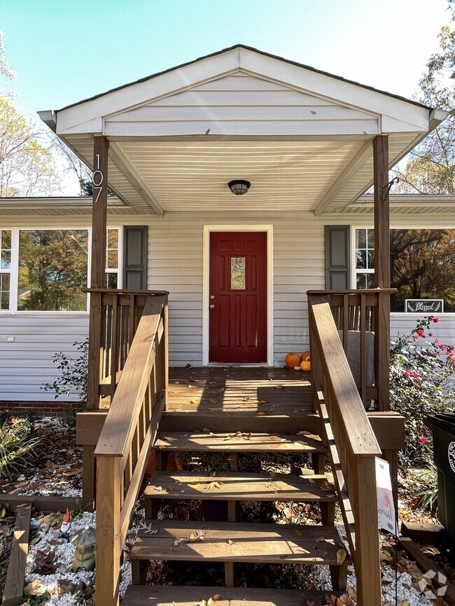 Building Photo - 107 Boonsboro Dr