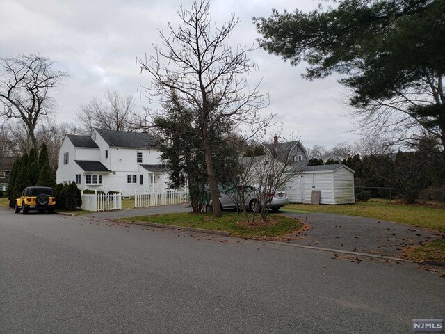 Foto del edificio - 351 E Glen Ave