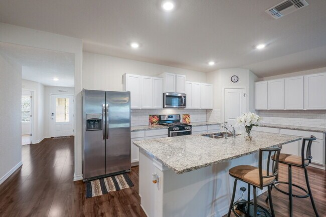 Foto del edificio - Swing Arc Way