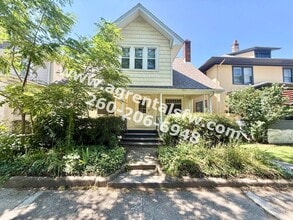Building Photo - 919 Rivermet Ave