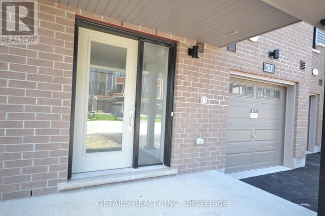Building Photo - 763 Tadpole Cres