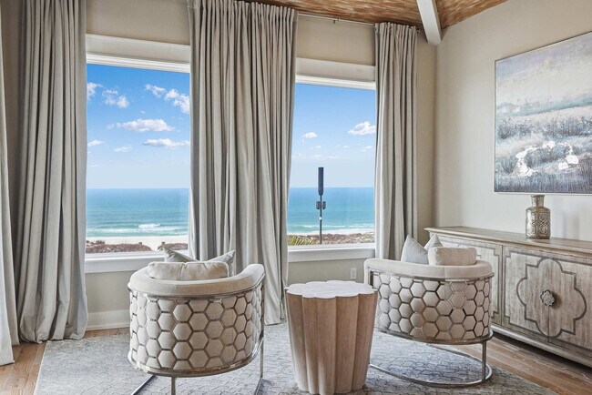 Foto del edificio - 14300 Front Beach Rd