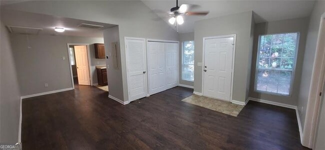 Foto del edificio - 716 Jackson Park Ln NW