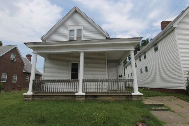 Building Photo - 218 E Michigan St