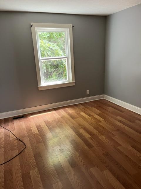 Building Photo - 213 E Warfield St