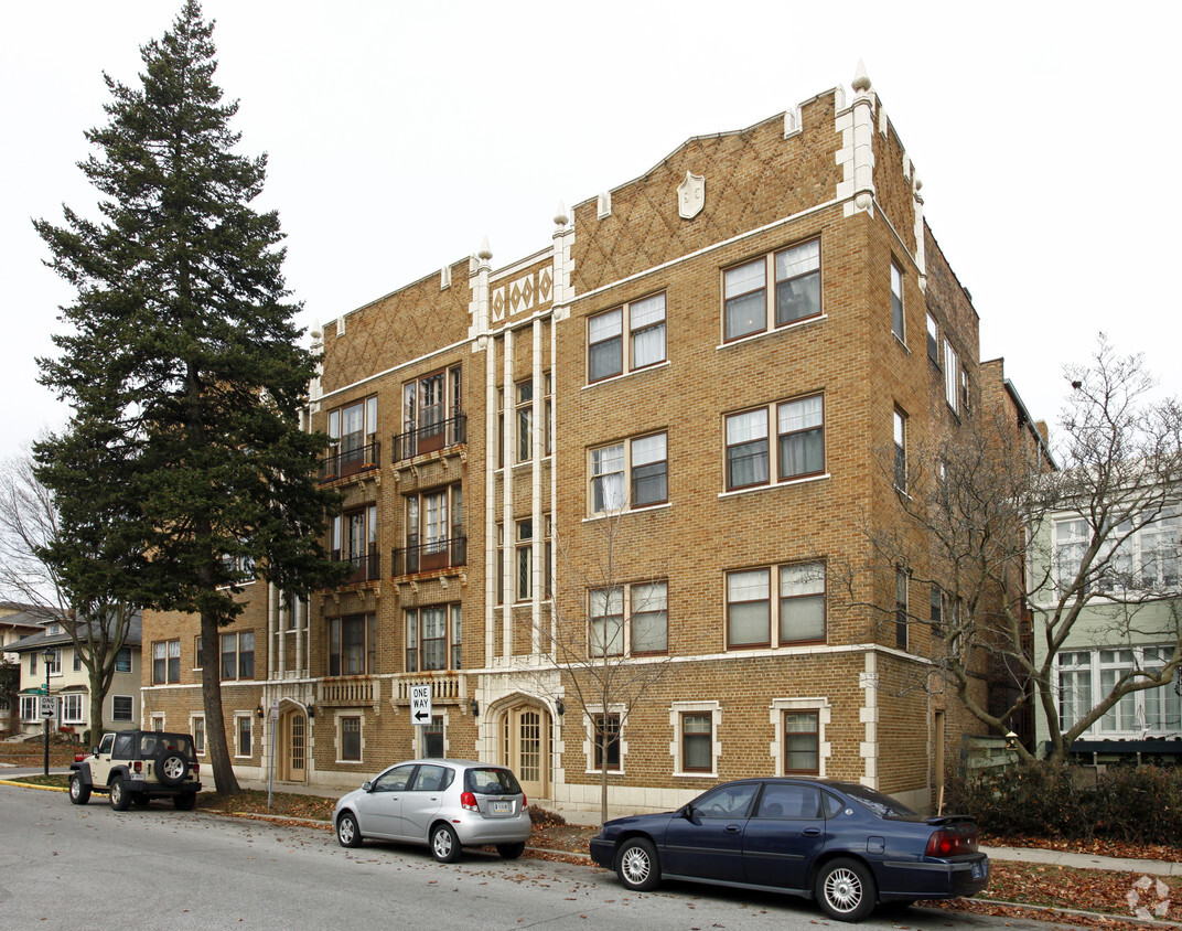 Sheridan Court - Sheridan Court Apartments