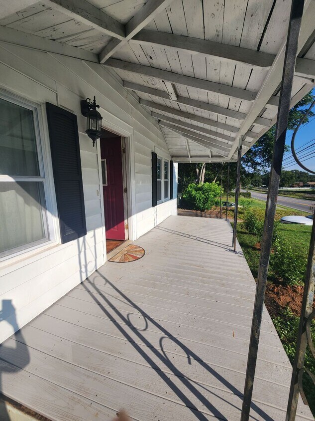 828 Mize Rd, Toccoa, GA 30577 House Rental in Toccoa, GA