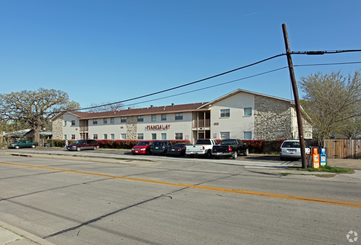 Mandalay Apartments Apartments in Irving, TX