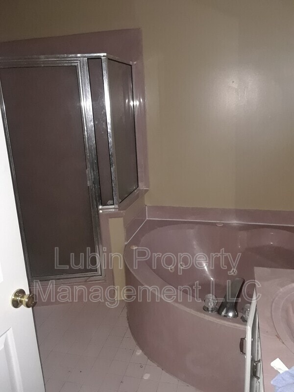 Building Photo - 7660 Mineral Crest Cir N