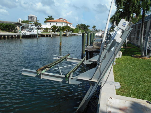 Building Photo - 1150 Bimini Ln