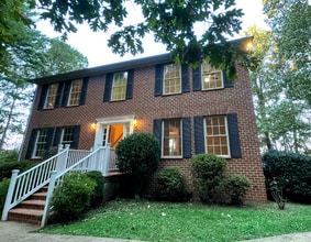 Building Photo - 19295 Briar Patch Dr