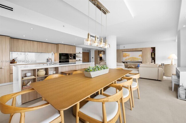 Building Photo - 4250 Biscayne Blvd