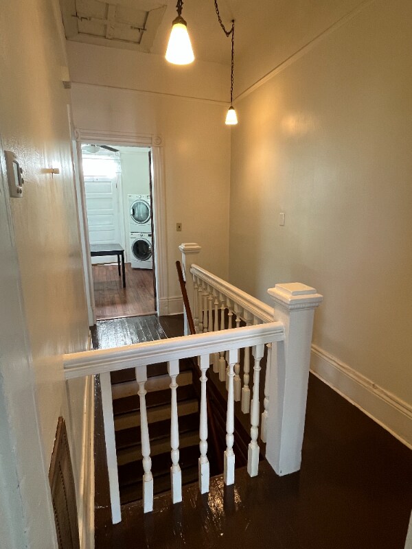 Building Photo - 4828 Chestnut St