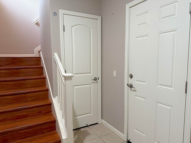 Foto del edificio - 756 Grandview Terrace